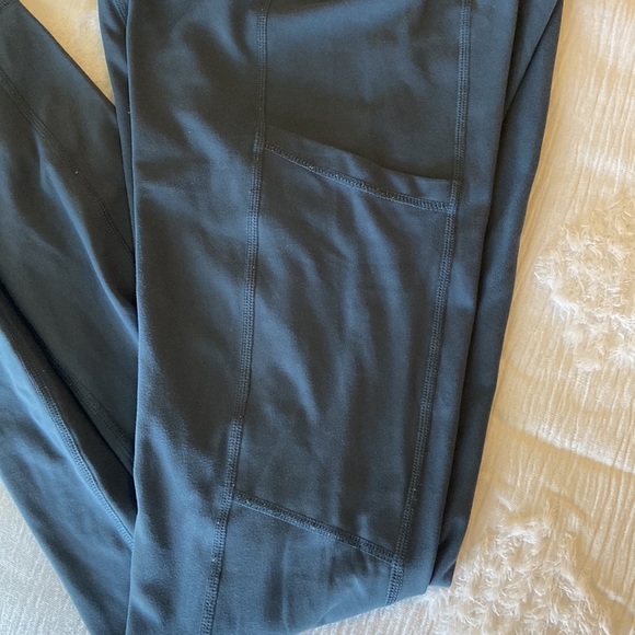 Zyia Leggings - Picture 3 of 5